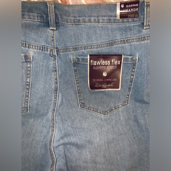 NWT GLORIA VANDERBILT AMANDA STYLE JEANS - Picture 4 of 6